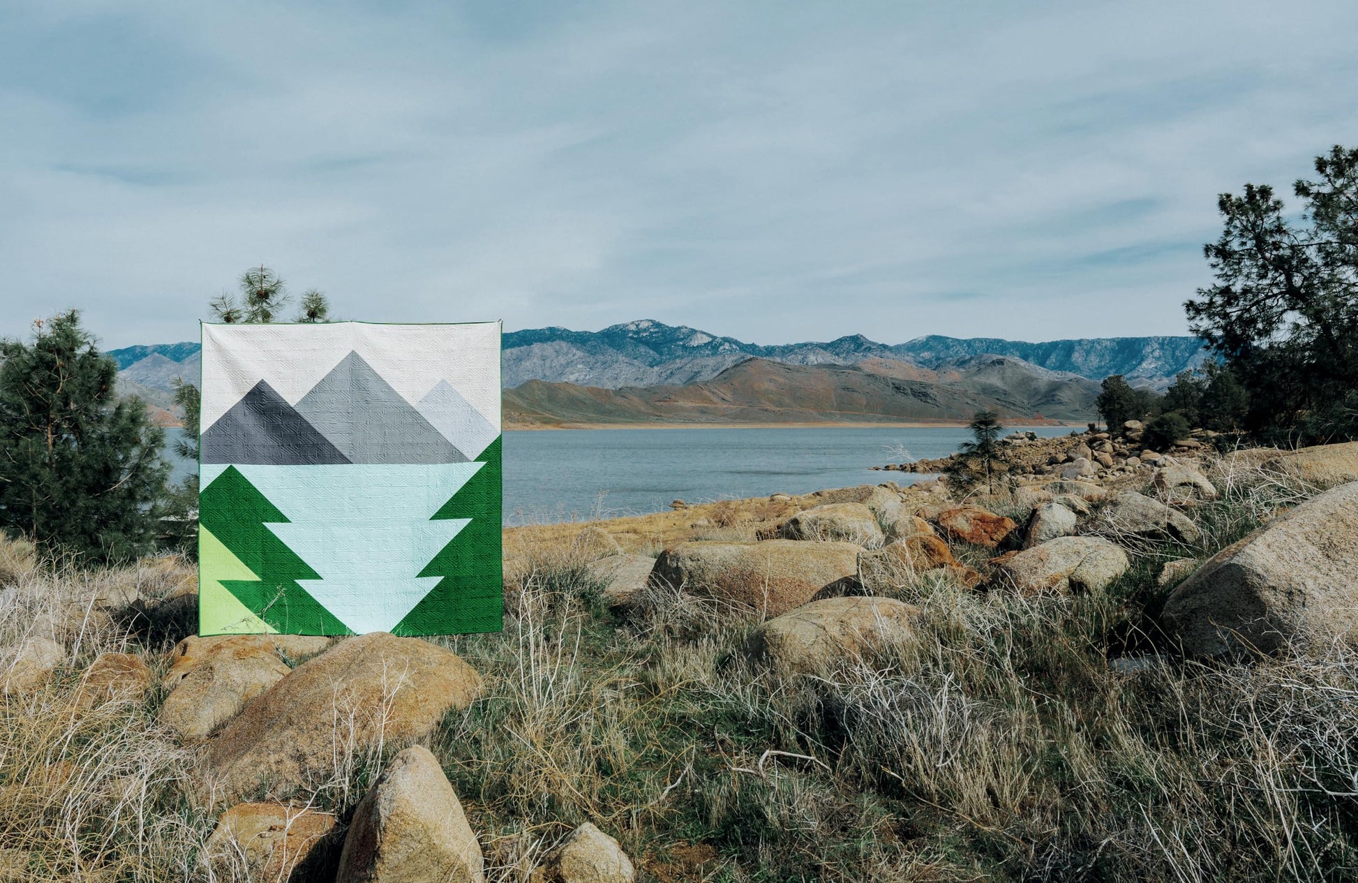 Modern Landscape Quilts: 14 quilt projects inspired by the great outdoors - The Hungry Bookworm & Speedmerchant65